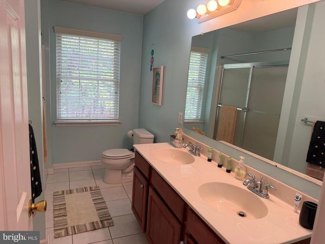 1400 STRAWBERRY ST., Mays Landing, NJ 08330
