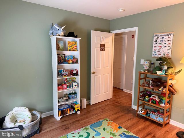 1400 STRAWBERRY ST., Mays Landing, NJ 08330