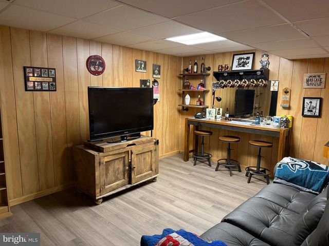 1400 STRAWBERRY ST., Mays Landing, NJ 08330
