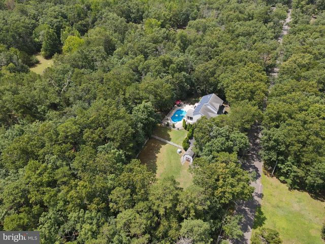 1400 STRAWBERRY ST., Mays Landing, NJ 08330