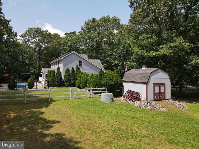 1400 STRAWBERRY ST., Mays Landing, NJ 08330