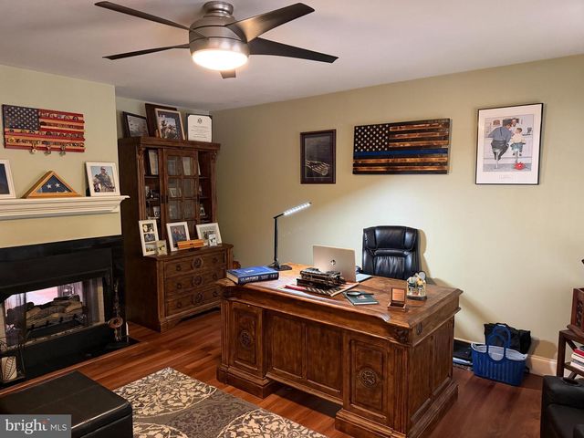 1400 STRAWBERRY ST., Mays Landing, NJ 08330