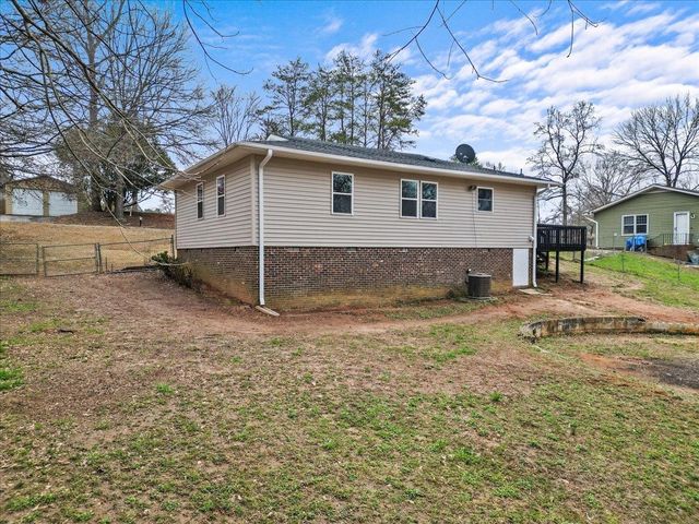 326 Millbank Road, Wellford, SC 29385