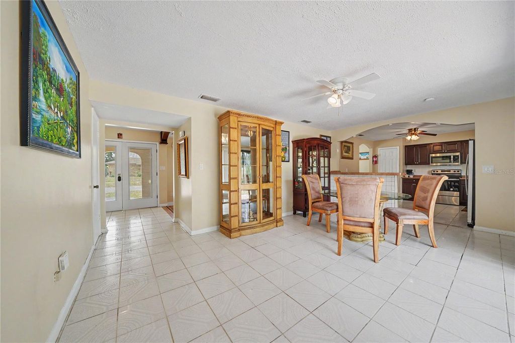 Image 11 of property listing at 6203 TEBBETTS DRIVE, Orlando, FL 32808