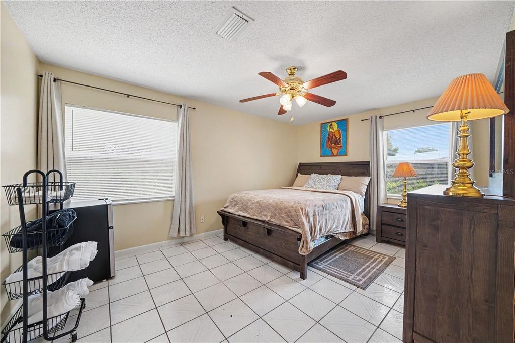 Image 12 of property listing at 6203 TEBBETTS DRIVE, Orlando, FL 32808