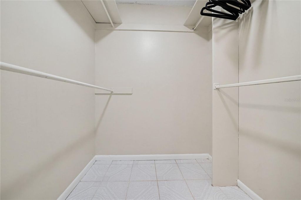 Image 14 of property listing at 6203 TEBBETTS DRIVE, Orlando, FL 32808
