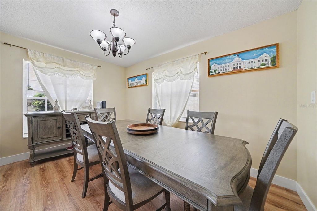 Image 7 of property listing at 6203 TEBBETTS DRIVE, Orlando, FL 32808