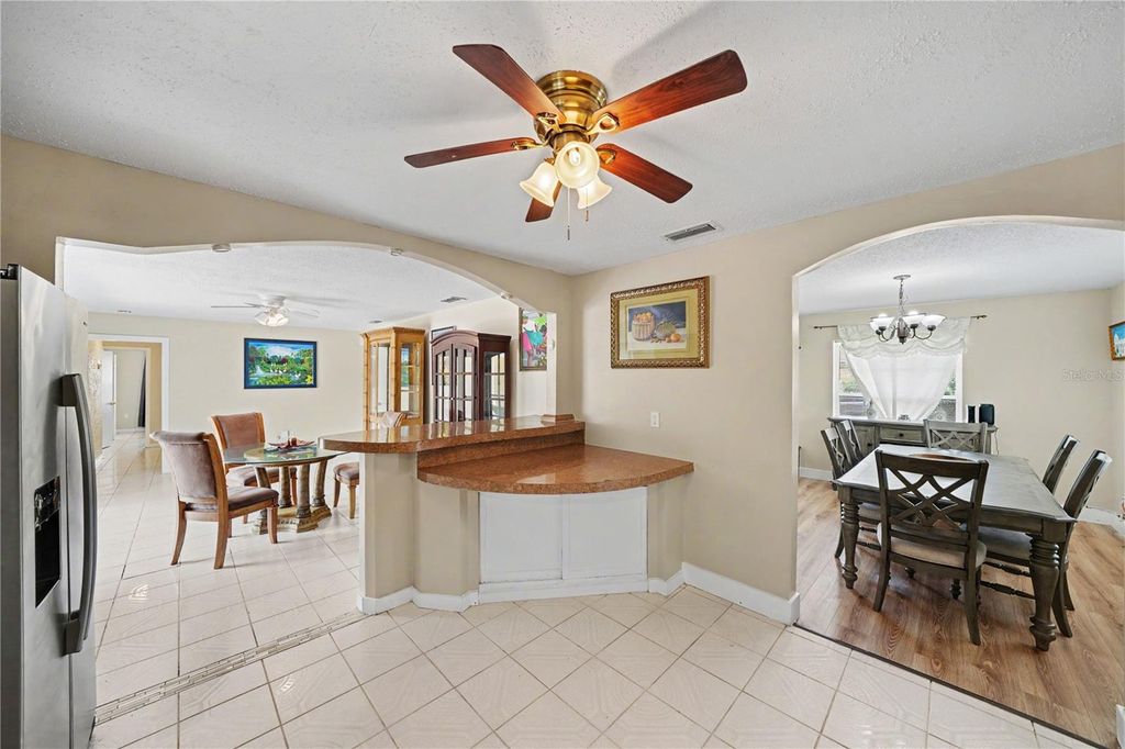 Image 10 of property listing at 6203 TEBBETTS DRIVE, Orlando, FL 32808