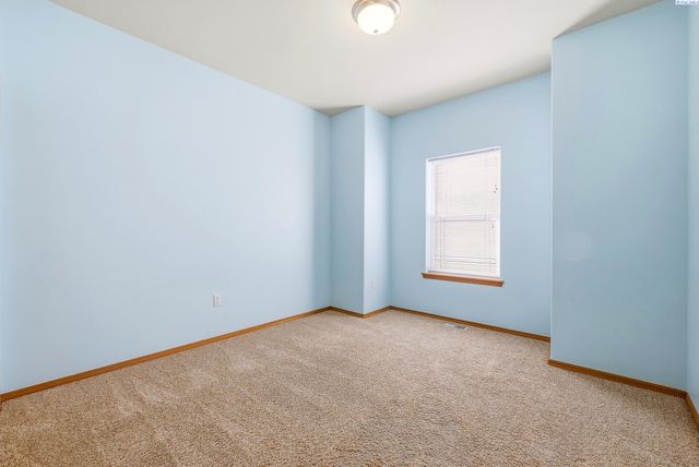 1173 Kensington Way, Richland, WA 99352