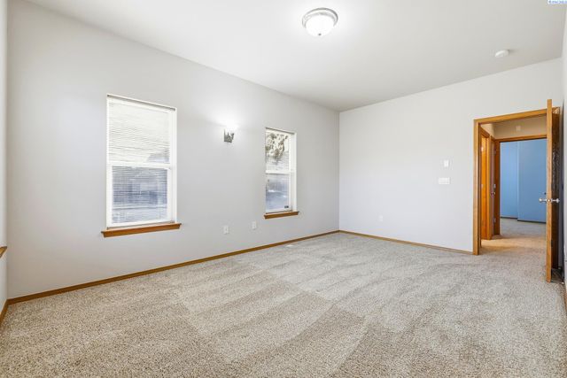 1173 Kensington Way, Richland, WA 99352