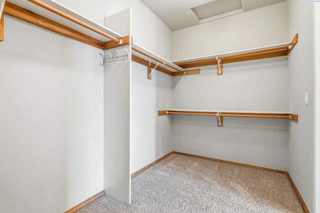 1173 Kensington Way, Richland, WA 99352