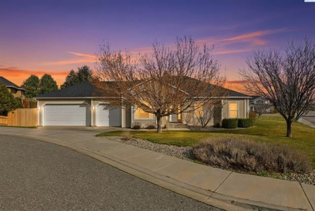 1173 Kensington Way, Richland, WA 99352