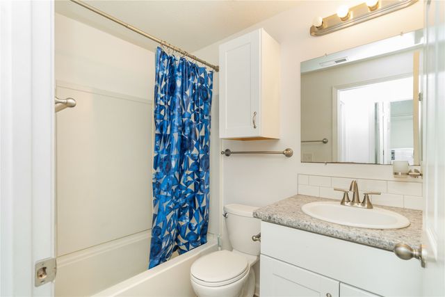 5818 New York Avenue, Des Moines, IA 50322