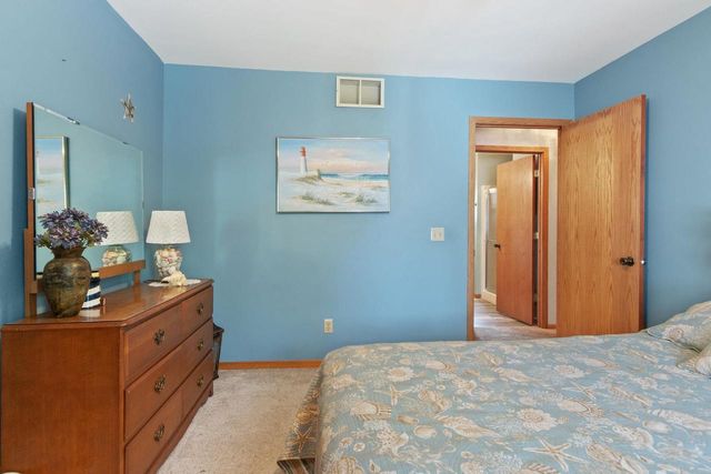 450 St Andrews Trail, Nekoosa, WI 54457