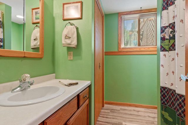 450 St Andrews Trail, Nekoosa, WI 54457