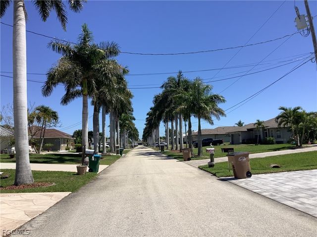 2307 SW 44th ST, Cape Coral, FL 33914