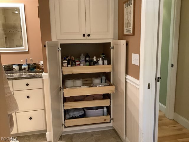 2307 SW 44th ST, Cape Coral, FL 33914