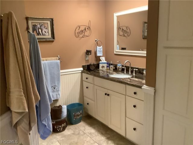 2307 SW 44th ST, Cape Coral, FL 33914