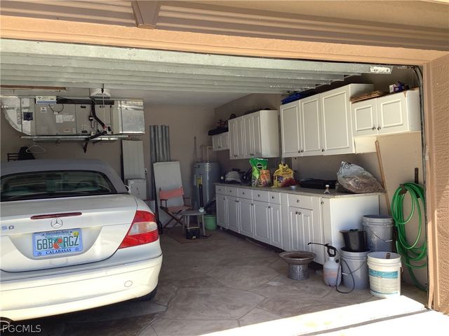 2307 SW 44th ST, Cape Coral, FL 33914