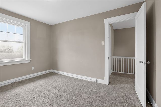 511 Wyncotte St, Sheraden, PA 15204