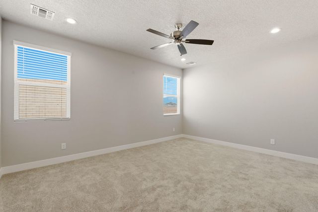 4301 Mountain Trail Loop NE, Rio Rancho, NM 87144