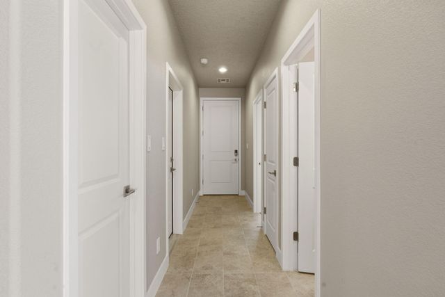 4301 Mountain Trail Loop NE, Rio Rancho, NM 87144