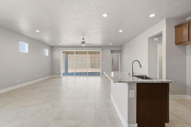 4301 Mountain Trail Loop NE, Rio Rancho, NM 87144