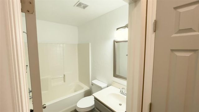 9317 Apple Drive, Oklahoma City, OK 73130