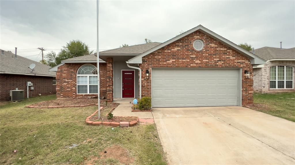 9317 Apple Drive, Oklahoma City, OK 73130