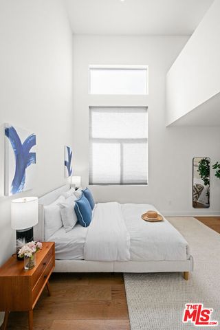 108 S Croft Avenue 102, Los Angeles, CA 90048