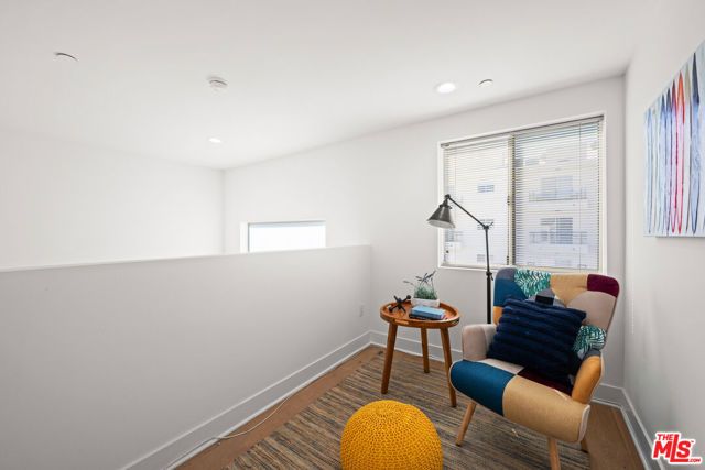 108 S Croft Avenue 102, Los Angeles, CA 90048