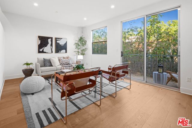 108 S Croft Avenue 102, Los Angeles, CA 90048