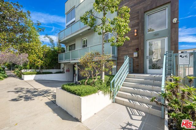 108 S Croft Avenue 102, Los Angeles, CA 90048