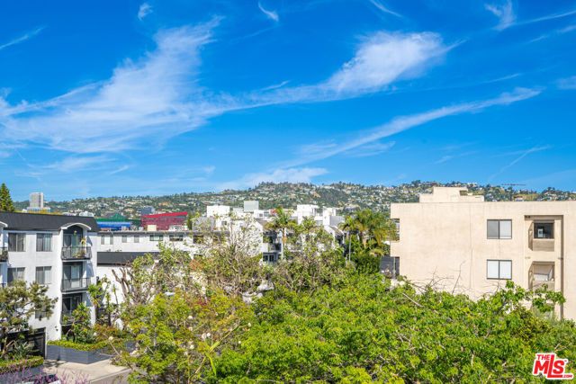 108 S Croft Avenue 102, Los Angeles, CA 90048