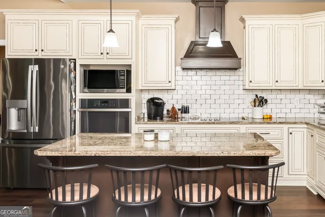 249 Mossy Lake Road, Perry, GA 31069