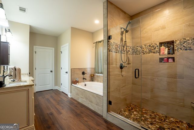 249 Mossy Lake Road, Perry, GA 31069