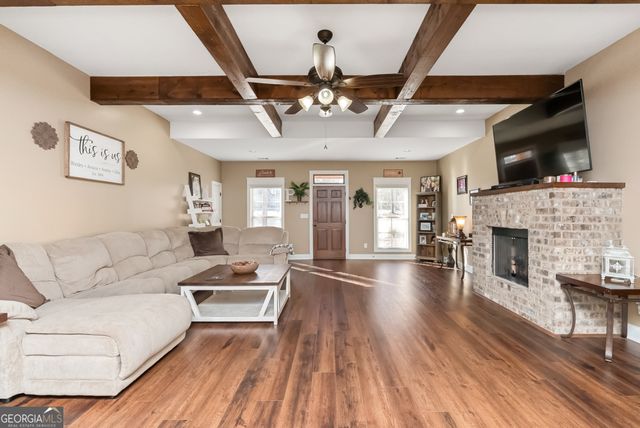 249 Mossy Lake Road, Perry, GA 31069