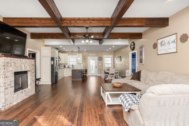 249 Mossy Lake Road, Perry, GA 31069