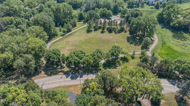 11708 Sunset Trail, Plymouth, MN 55441