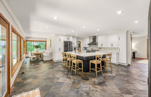 11708 Sunset Trail, Plymouth, MN 55441