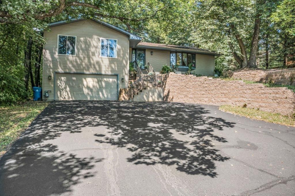 11708 Sunset Trail, Plymouth, MN 55441