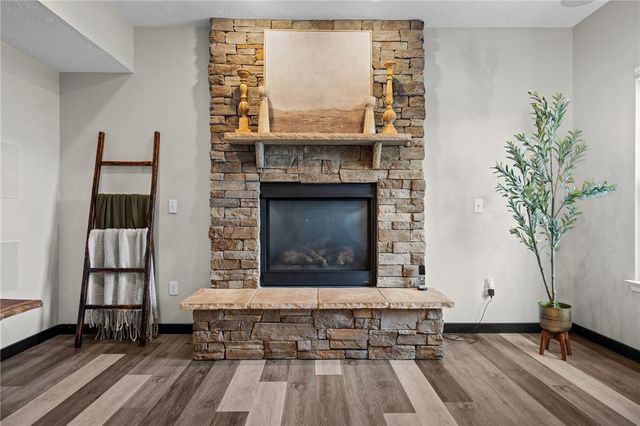 1950 Stone Creek Boulevard, Centerville, OH 45458