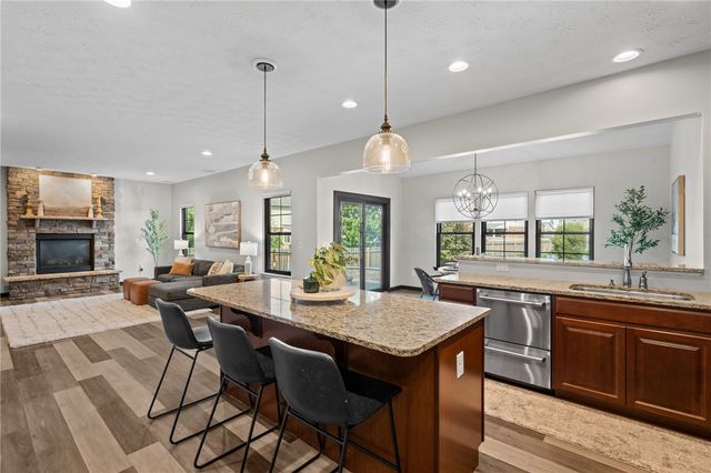 1950 Stone Creek Boulevard, Centerville, OH 45458