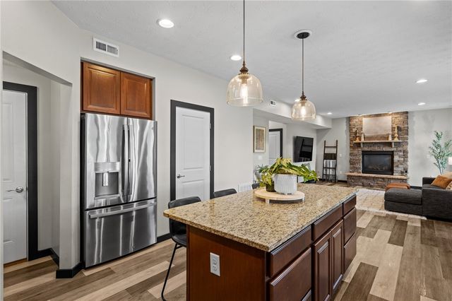 1950 Stone Creek Boulevard, Centerville, OH 45458
