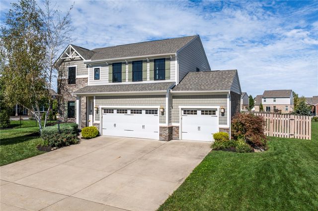 1950 Stone Creek Boulevard, Centerville, OH 45458