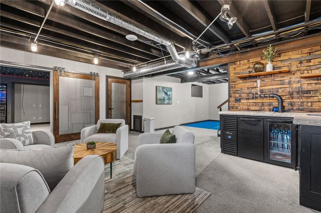 1950 Stone Creek Boulevard, Centerville, OH 45458