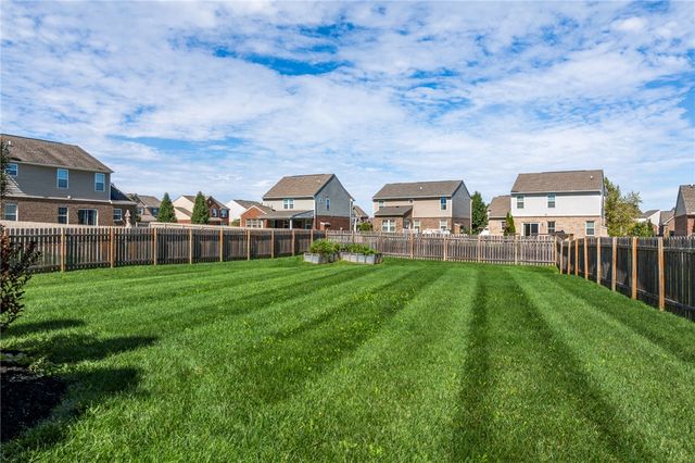 1950 Stone Creek Boulevard, Centerville, OH 45458
