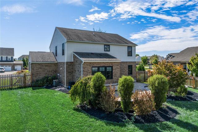 1950 Stone Creek Boulevard, Centerville, OH 45458