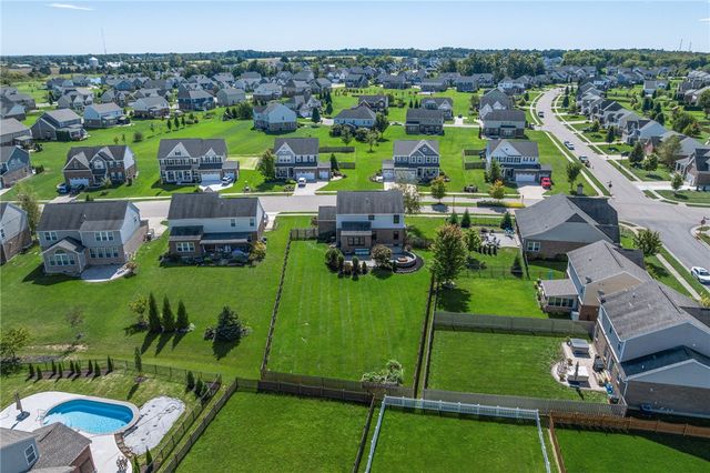1950 Stone Creek Boulevard, Centerville, OH 45458