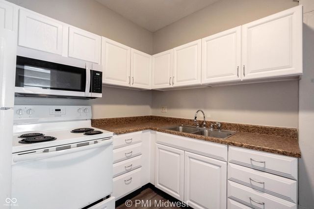 323 W 40th Street, Indianapolis, IN 46208